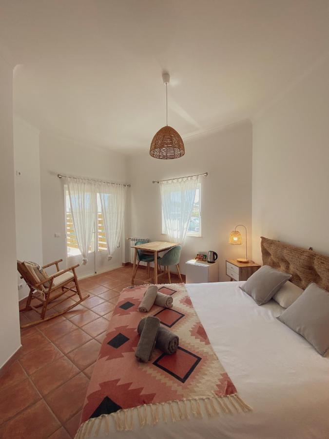 The Lighthouse Hostel Arrifana アルジェズール エクステリア 写真