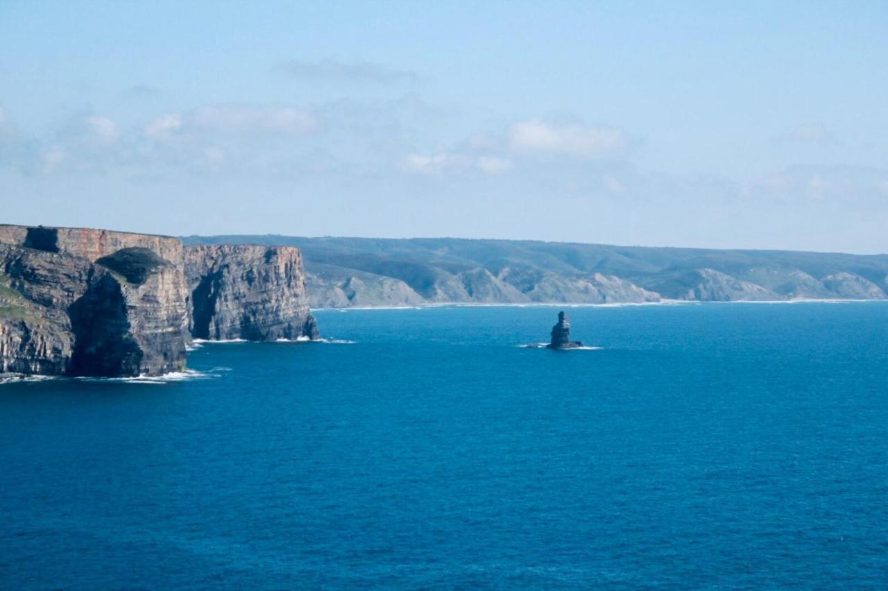 The Lighthouse Hostel Arrifana アルジェズール エクステリア 写真